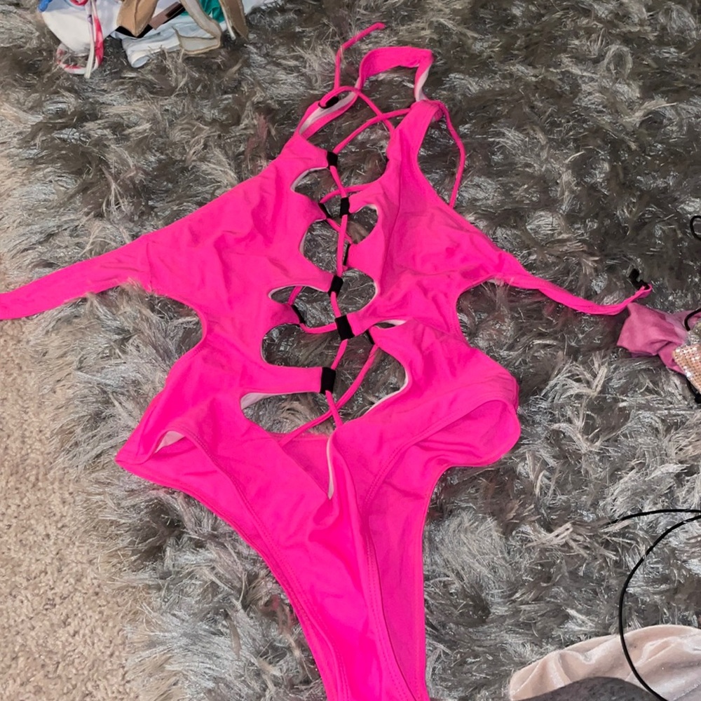 One piece bright pink medium used once